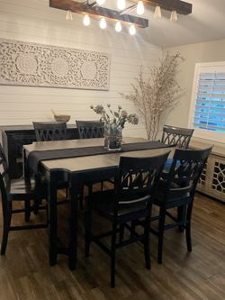 Dinning Table