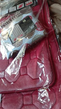 Set de bano 2 tapetes gruesos y cortinas con las argollas para colgarse
