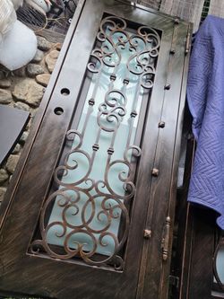 Puerta Frontal