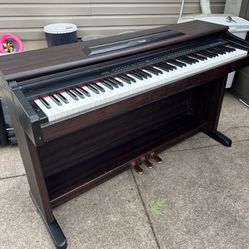 Suzuki Digital Ensemble Piano Weighted 88 key HP-150EX with stand and Bench Great Sounds