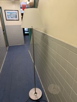 Floor lamp