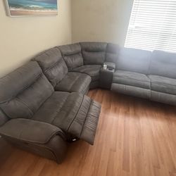 Couch - Sectional - For Sale 