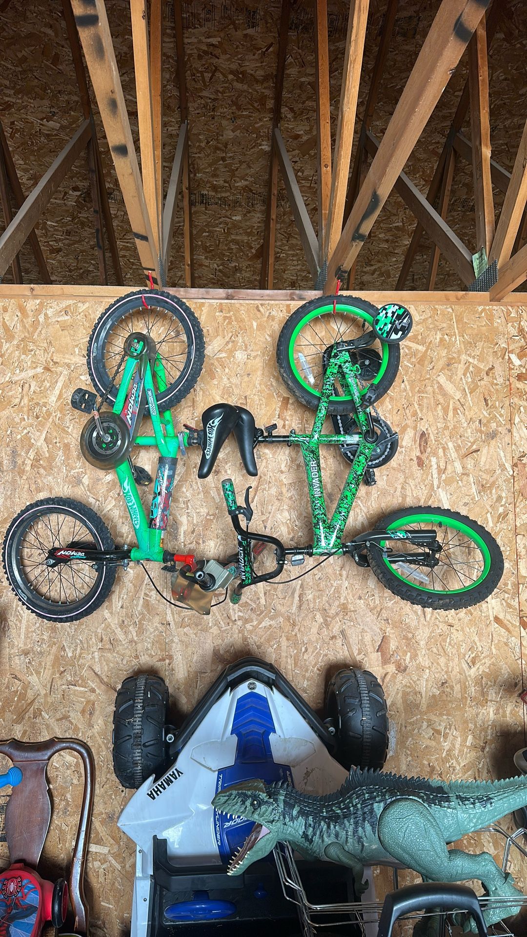 2 Bikes With Training Wheels