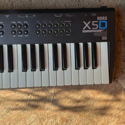 KORG X5D Keyboard