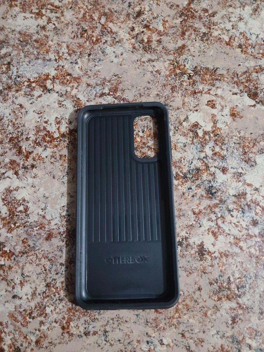 Samsung S20 Otterbox Symmetry Case