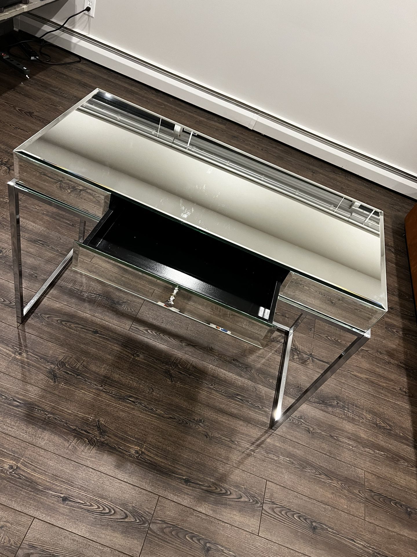 Beautiful Mirrored Desk For Sale - Perfect For Bedroom 