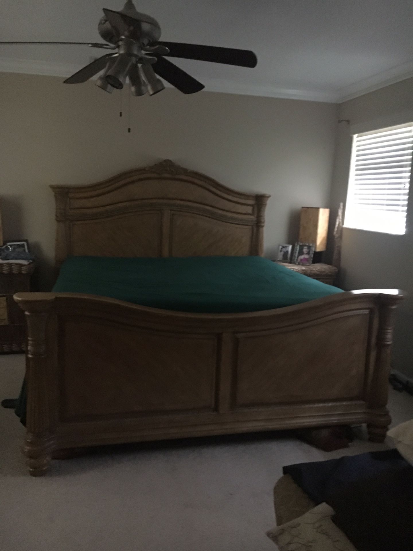 Beautiful King Bed and Mattress, Armoire and Lighted Curio