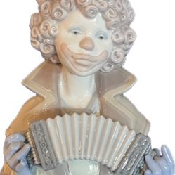 Lladro Clown With Music Box