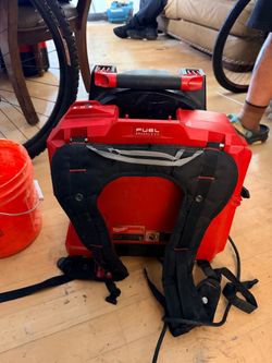 Milwaukee FUEL Brushless Backpack Vacuum