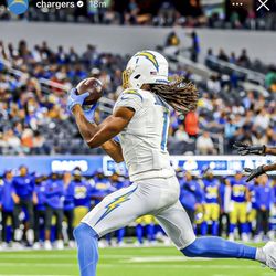 3 Tickets Chargers VS Saints