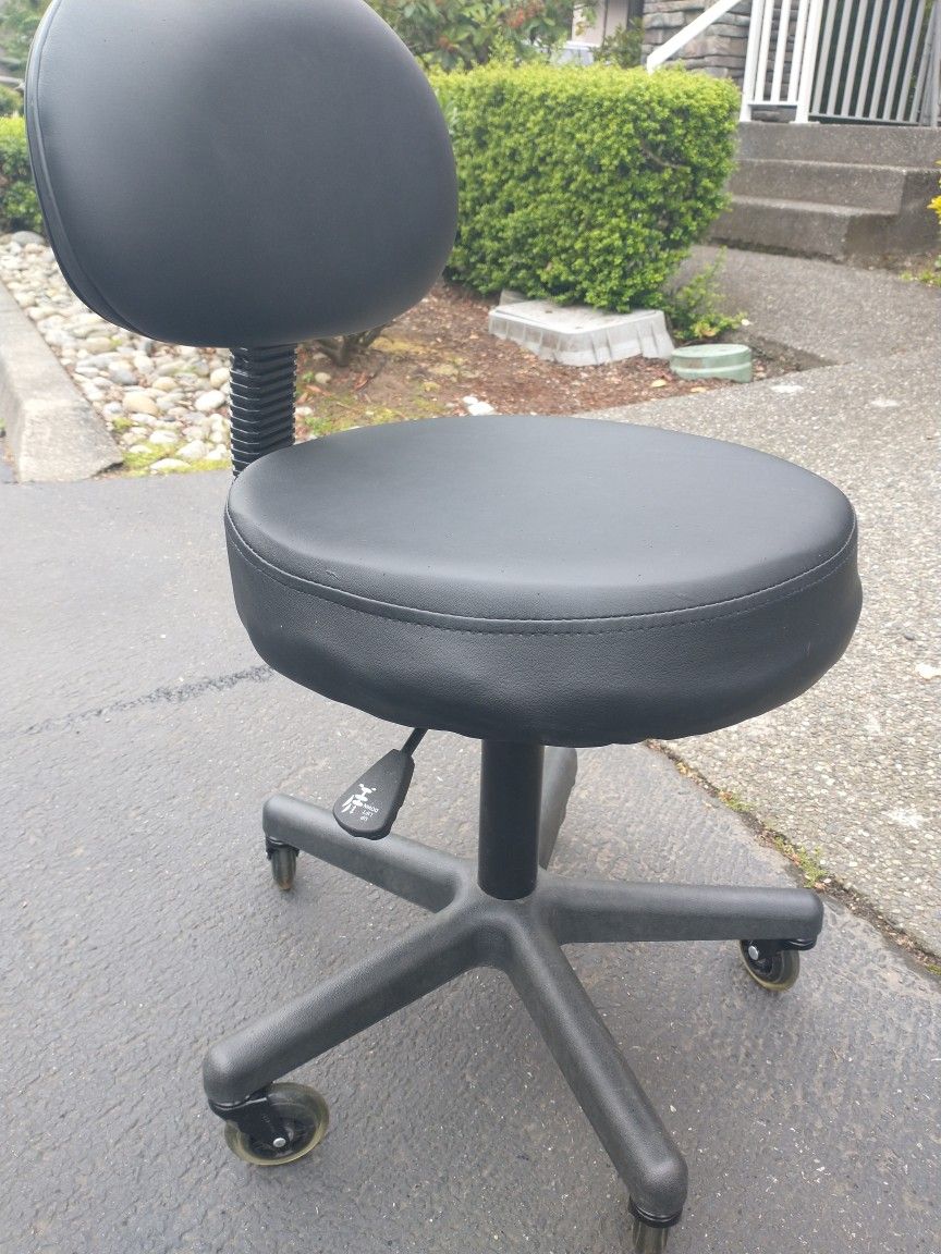 Rolling Stool With Removable Backrest & Upgraded Wheels