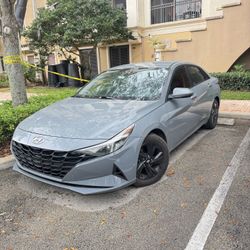 2022 Hyundai Elantra