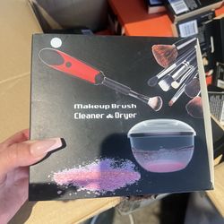 Makeup Brush Cleaner