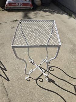 Small Vintage White Metal Iron Table Garden Boho