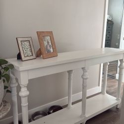 Shabby Stand