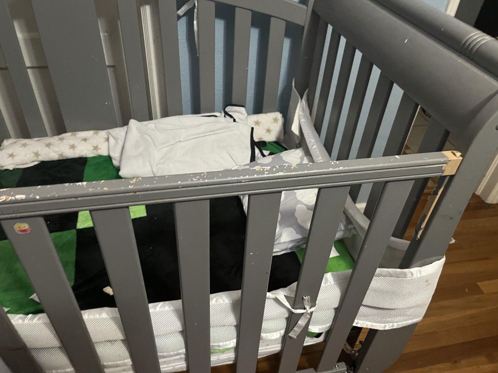 Baby Crib  Free Gratis