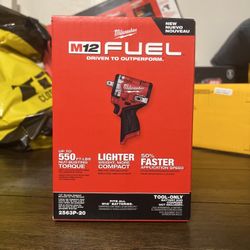 Milwaukee Stubby 1/2 Impact 