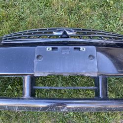 Infiniti M35 Front Bumper/hood