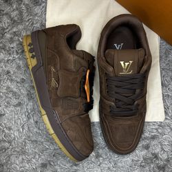 Louis Vuitton Shoe Size 9