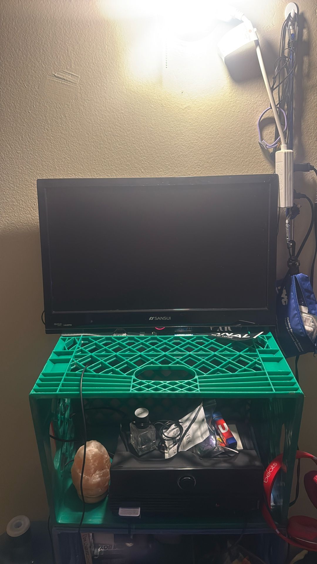 28 Inch Sansui Tv