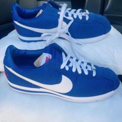 Dodger blue top nike cortez