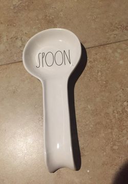 Rae Dunn right side spoon