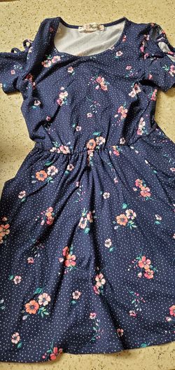 Kids dress size 7