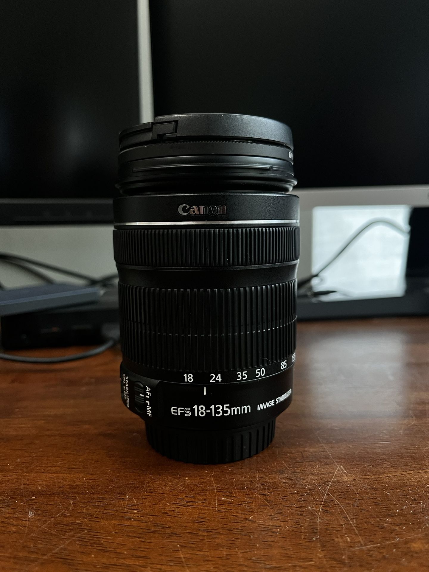 Canon Lens EF-S 18-135mm