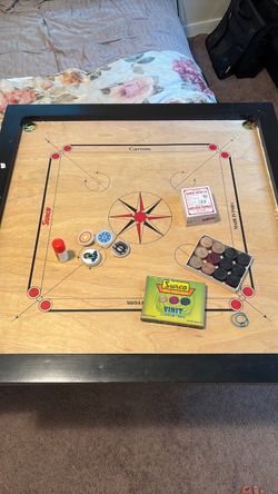 Carrom board game