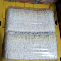 Pampers Size 2 Diapers 
