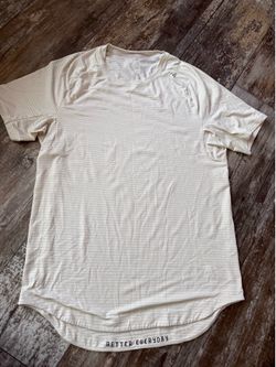 Lululemon shirt 👚
