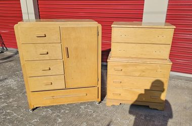 Vintage Dresser Set
