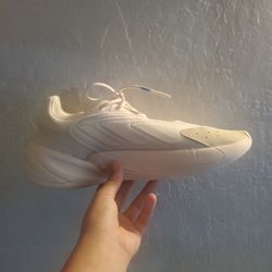 Adidas Size 7 Used NO Box 50$