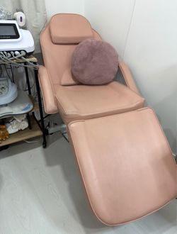 Esthetician bed, adjustable bed facial chair, tattoo chair bed