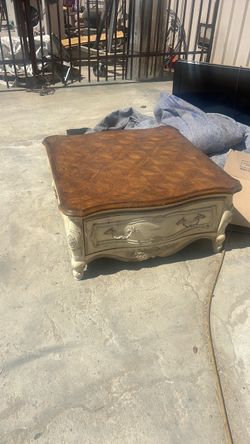 End table