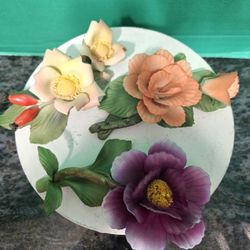 Set of 3 Vintage 1980s Cardinal de Richelieu Porcelain Flowers Made In Italy Franklin Mint 