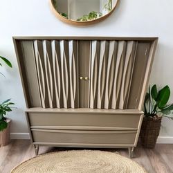 Thomasville MCM Vintage Dresser 