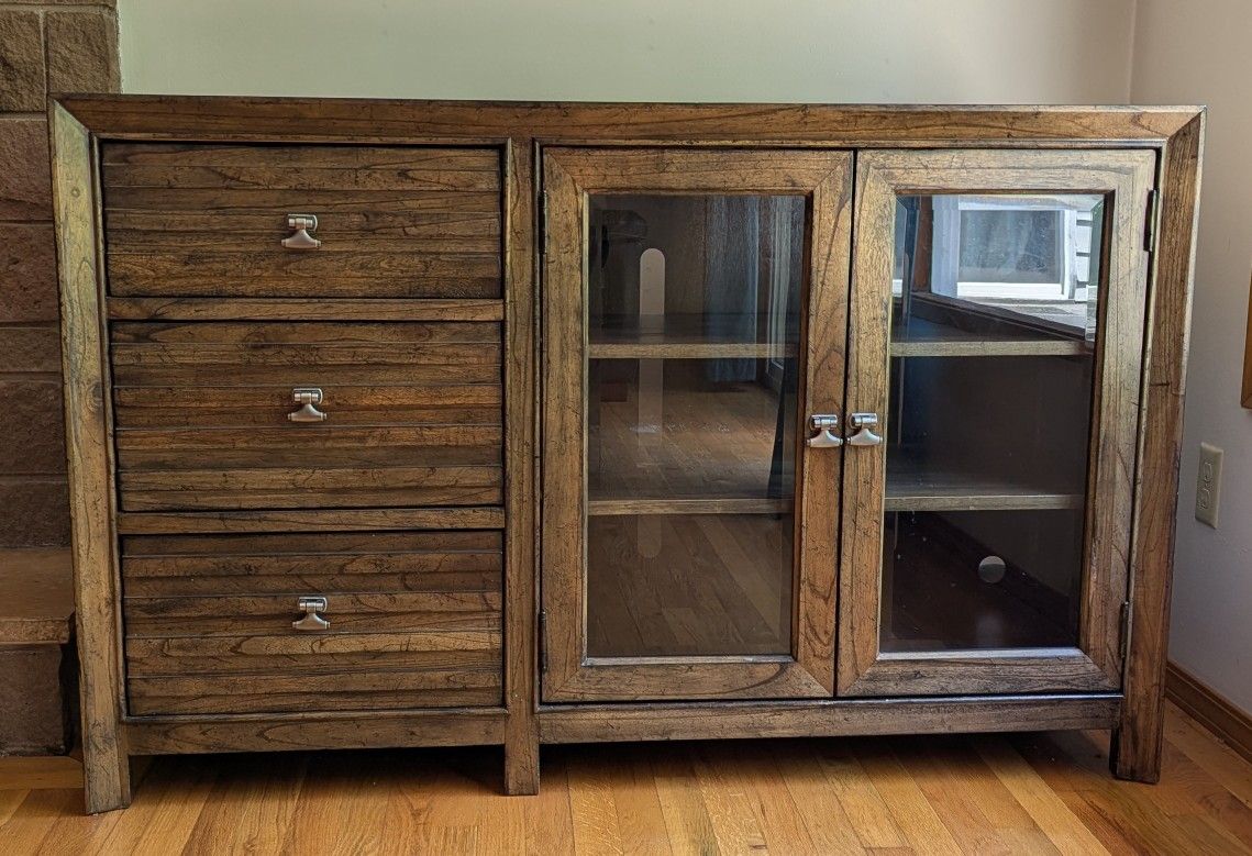 Solid Wood Media Center/TV Stand/Hutch