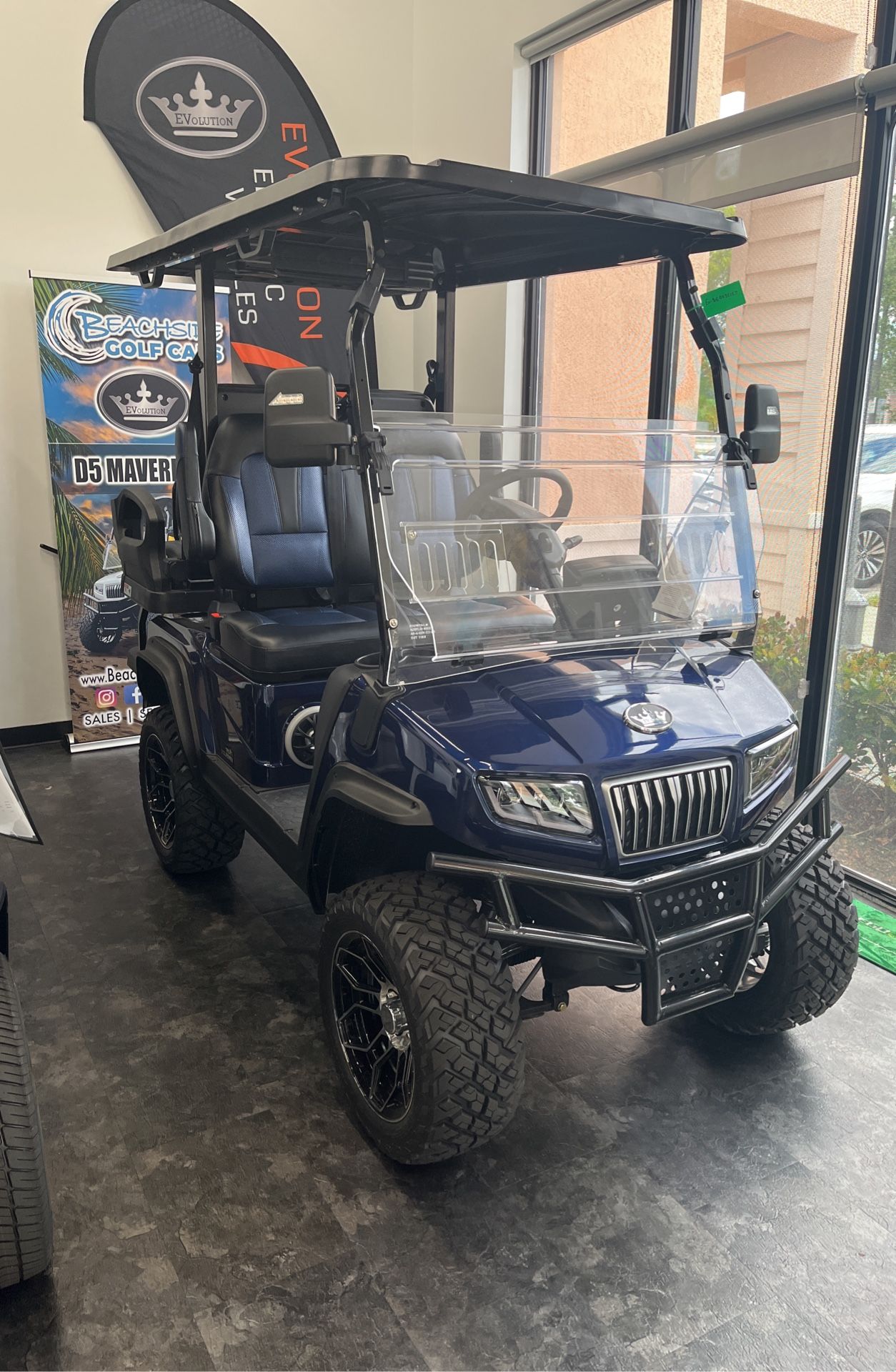New Lithium Golf Car