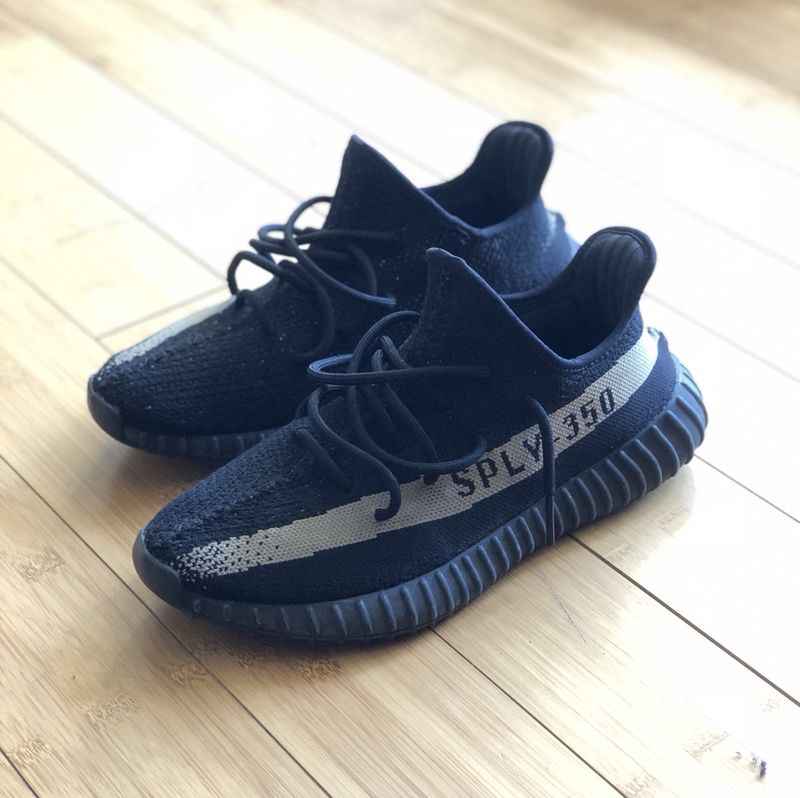 Yeezy Boost 350 V2 - Olive Green - Black Friday - Size 10.5 [NO TRADES]