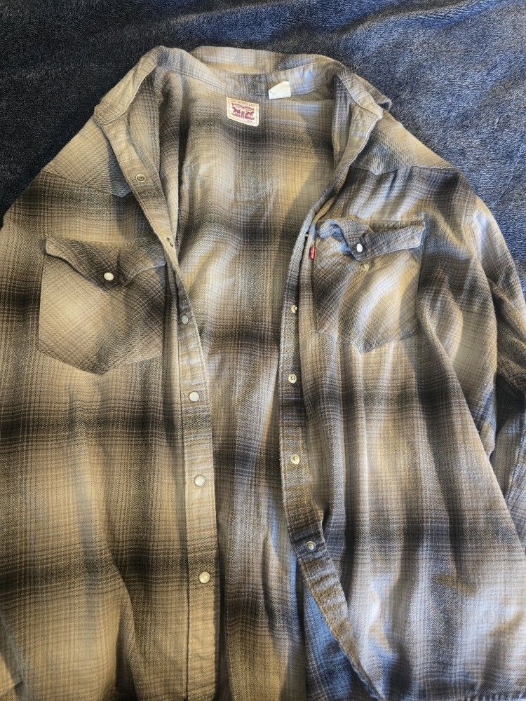 Levi's Flannel