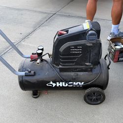 Husky 8 gal air compressor