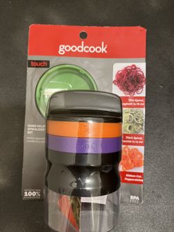 Kitchen. Cooking. Meal Prep. New. Spiralizer. Chopper. Cutting Board. Towels. 