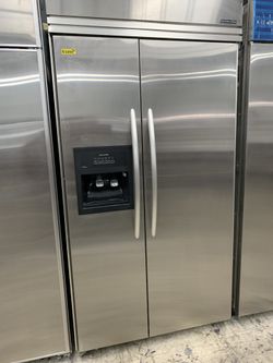 Kitchen aid 42” built in refrigerator in stainless steel used