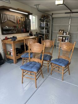 Set of 4 Oak Dining Chairs / 4 Sillas Comedor Roble