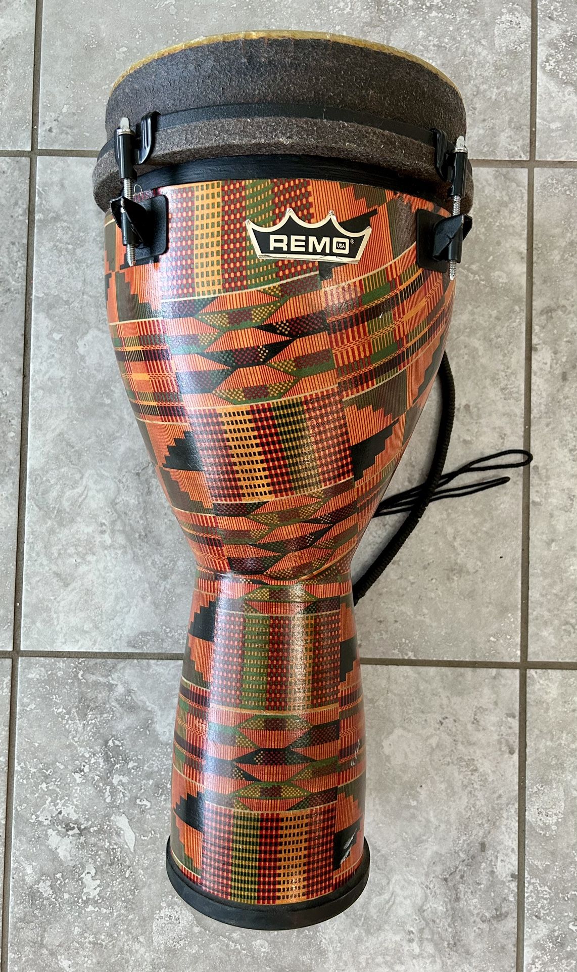 Remo 10” Djembe – Kinte Kloth
