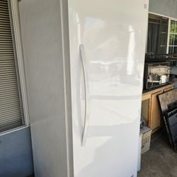 Kenmore Upright Freezer/Refrigerator  $200!