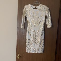 Off White And Gold Size 2