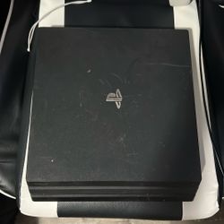 PS4 Pro 
