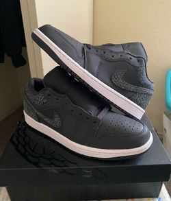 Air Jordan 1 Low / Black & White